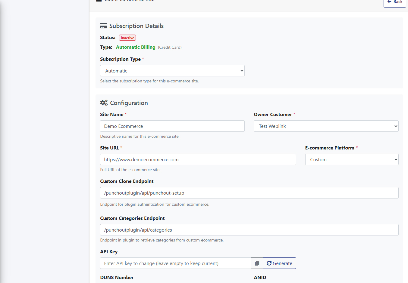 Szczegóły subskrypcji witryny e-commerce i ustawienia konfiguracji wyświetlane na ekranie komputera.